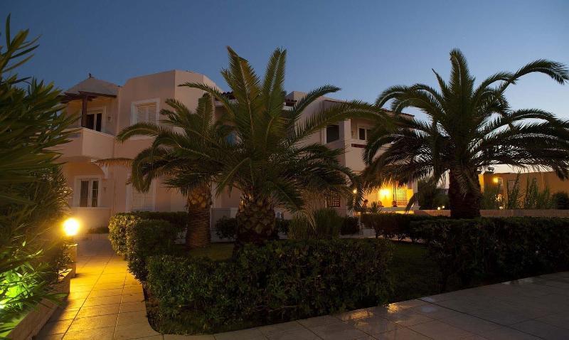 Hotel Caretta Beach Gerani  Luaran gambar